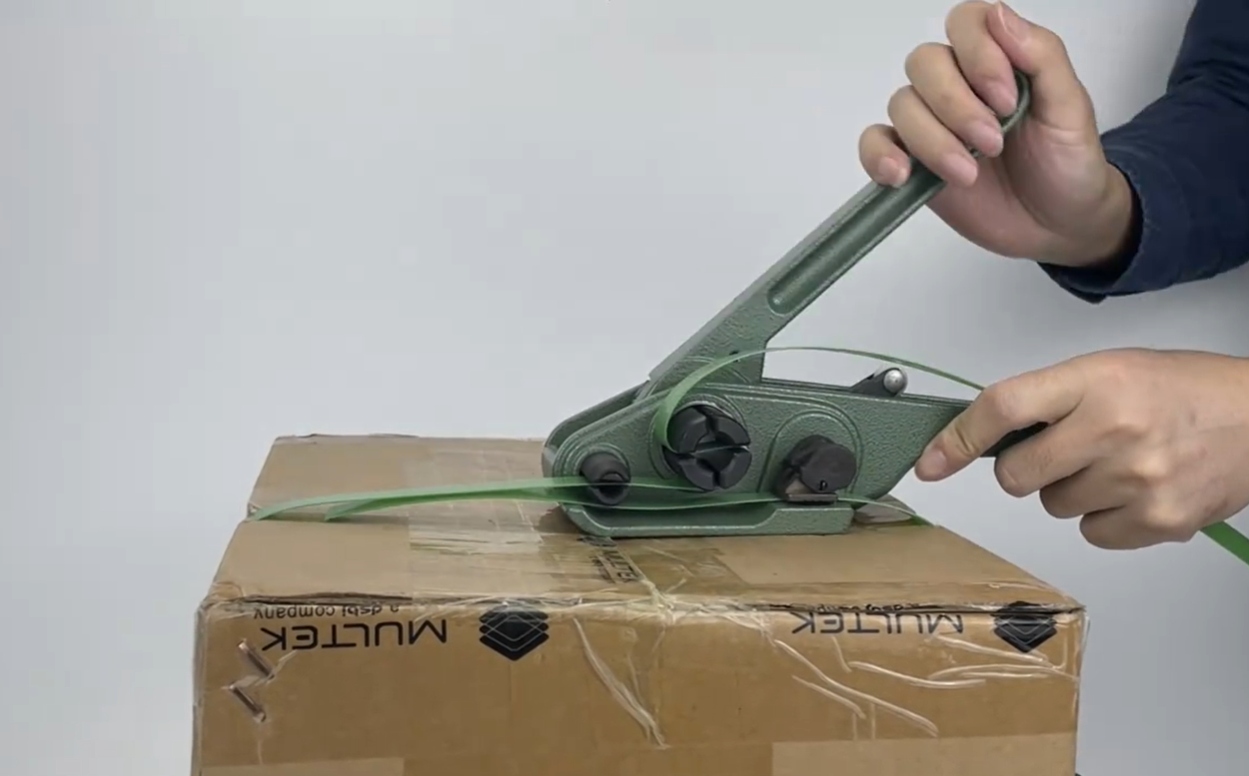 Ergonomic handle shapes