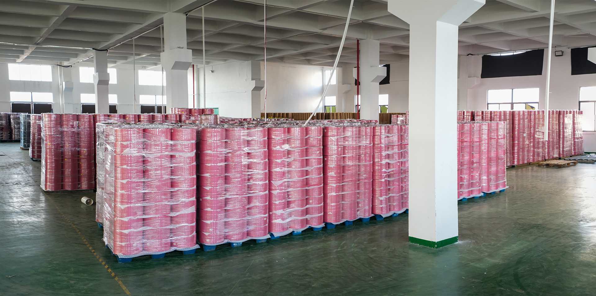 Custom Printed Strapping: Boost Branding & Security in Shipping Custom Printed Strapping: Boost Branding & Security in Shipping